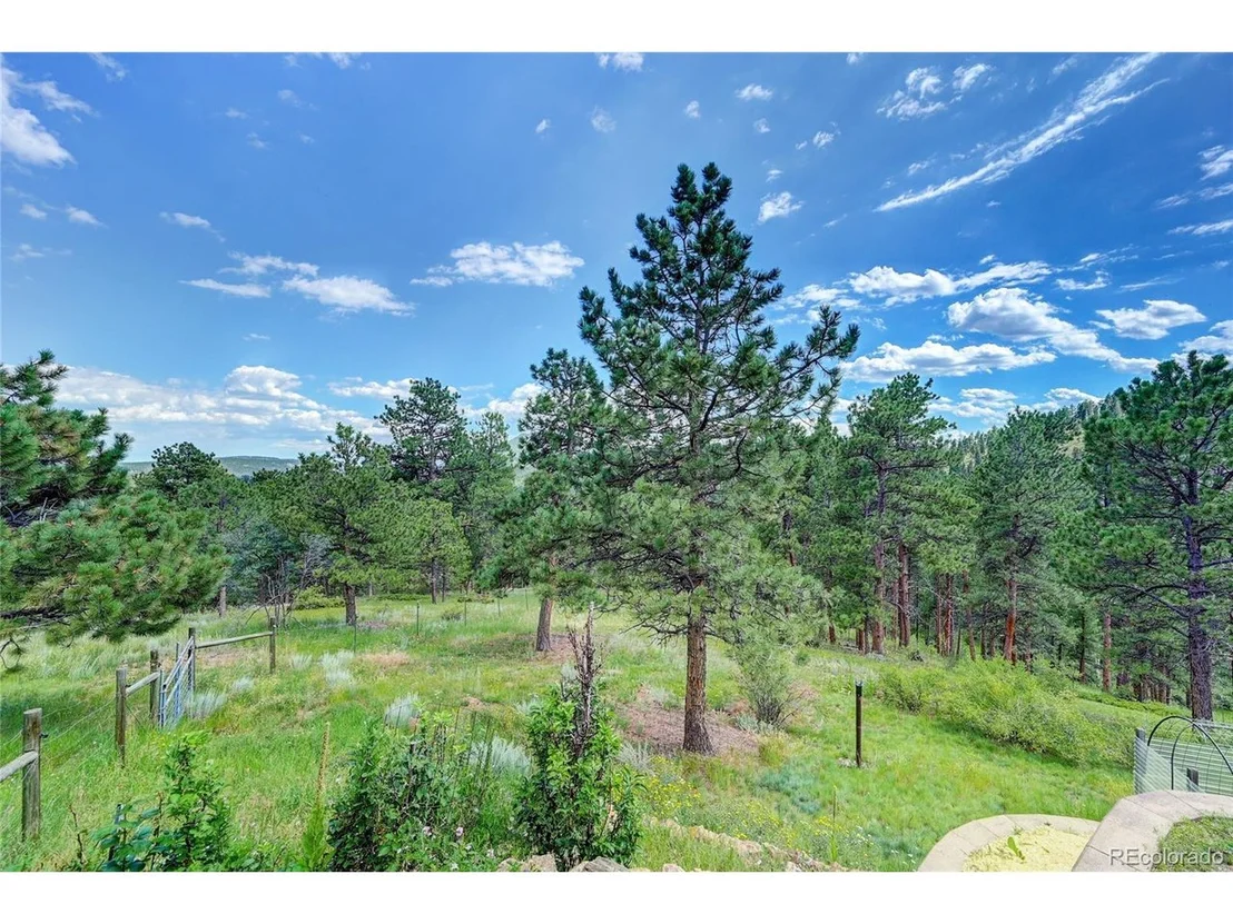 Photo of 11053 Lindsey Rd