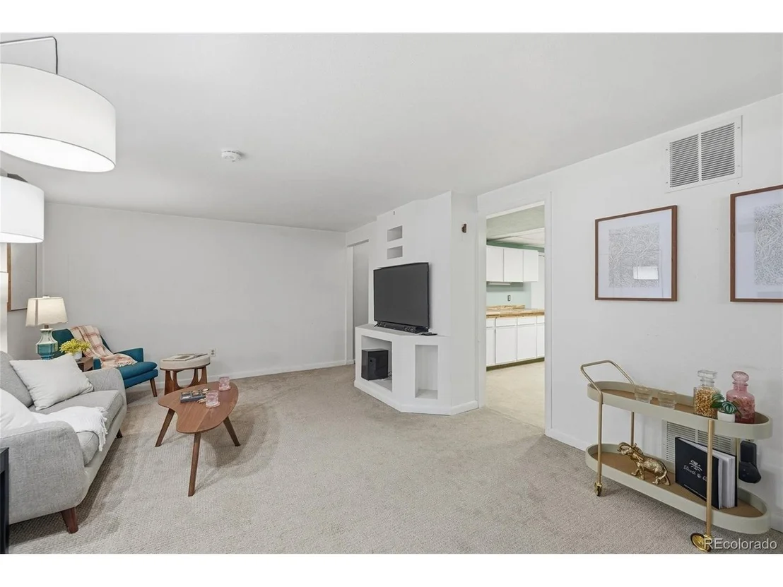 Photo of 5357 Field Cir