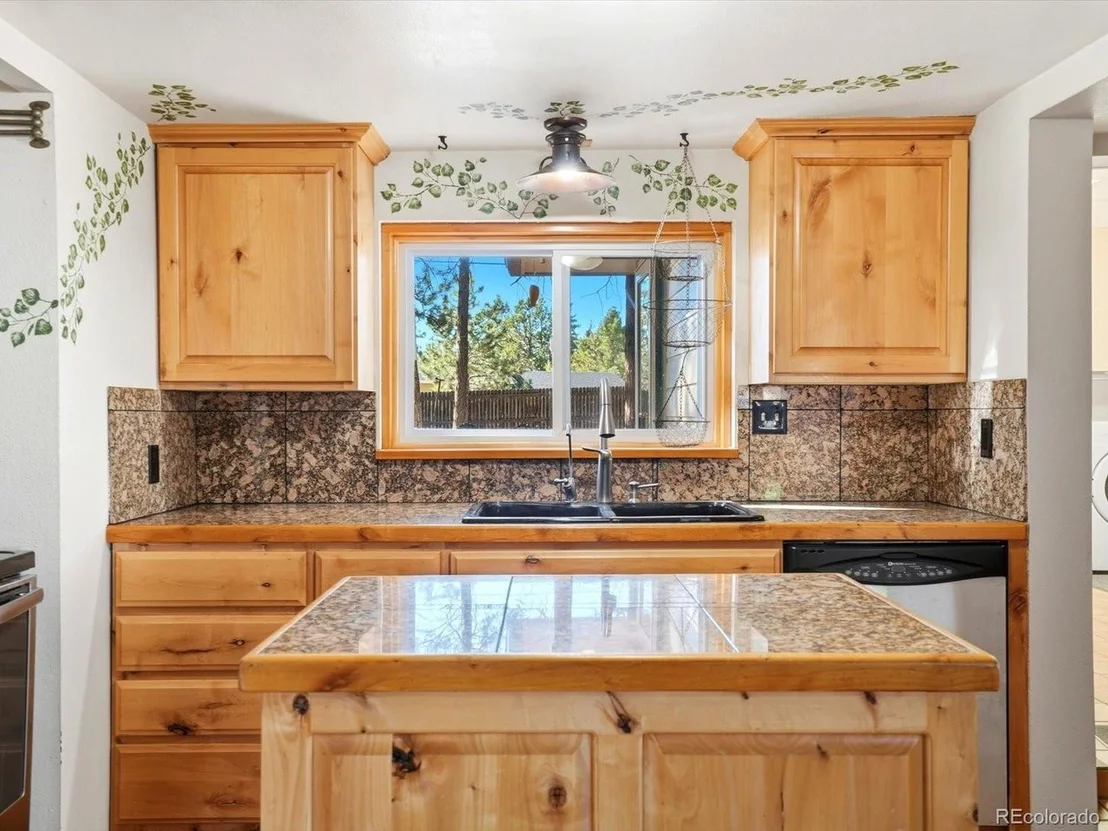 Photo of 30402 Hilltop Dr