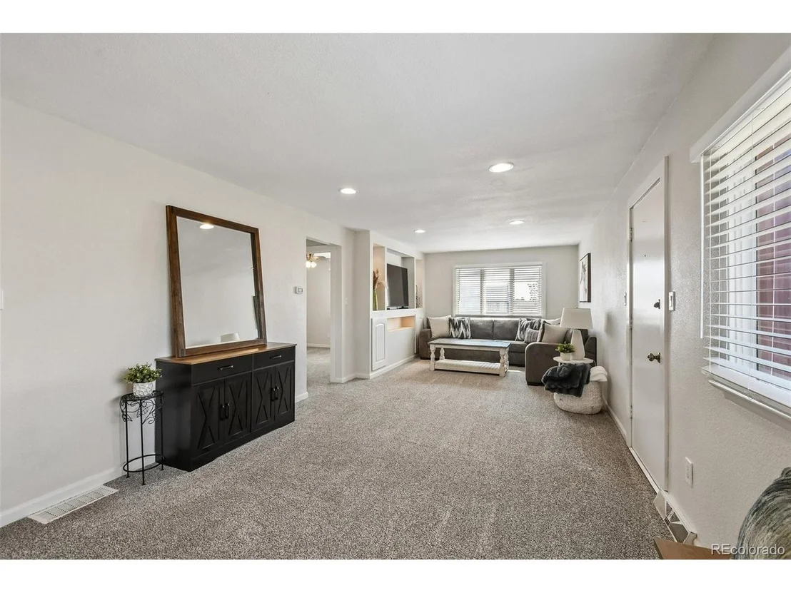 Photo of 5523 County Road 37
