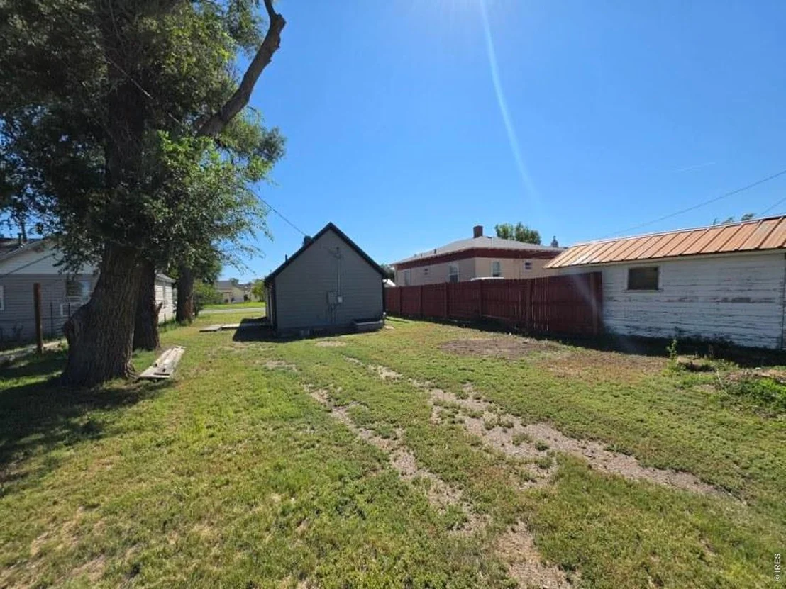Photo of 425 N 3rd Ave