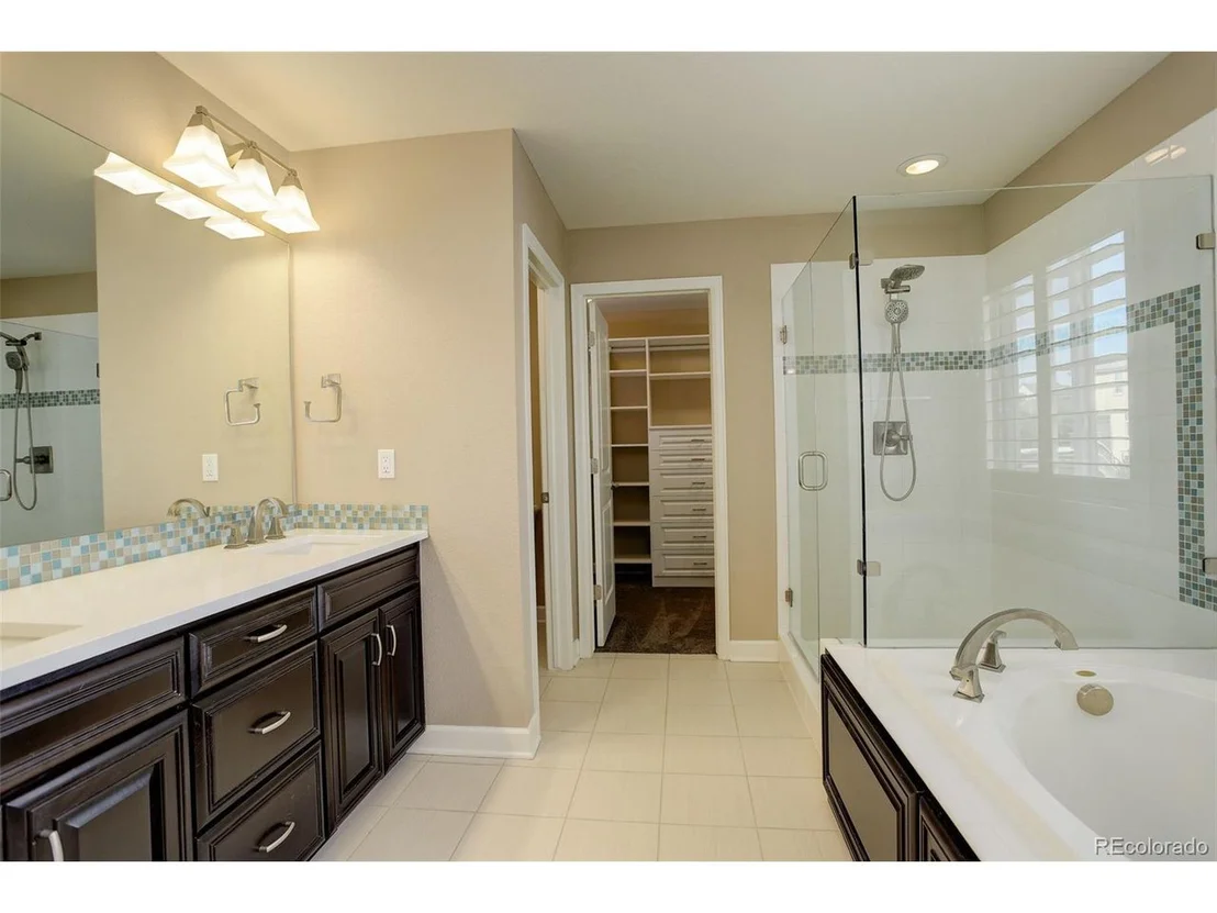 Photo of 13717 Ashgrove Cir