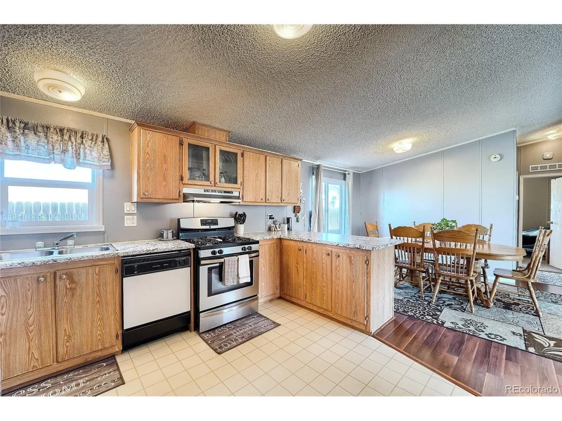 Photo of 215 Elm St