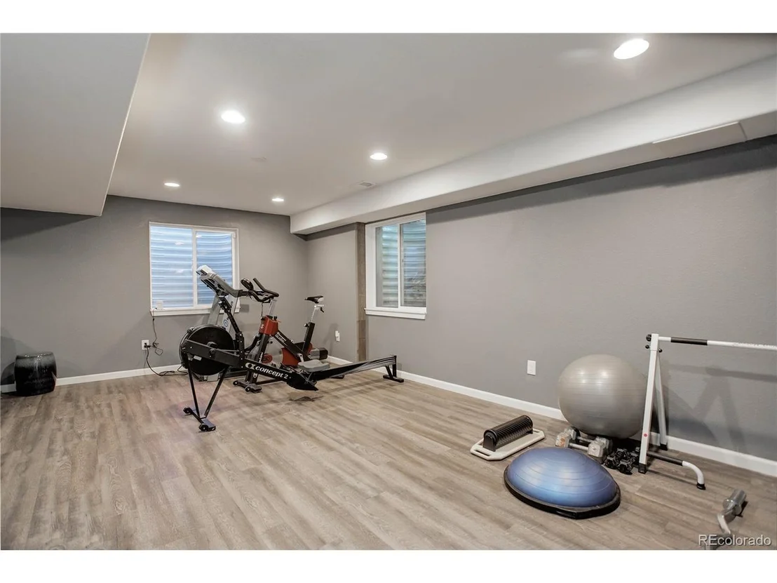 Photo of 345 Onyx Way