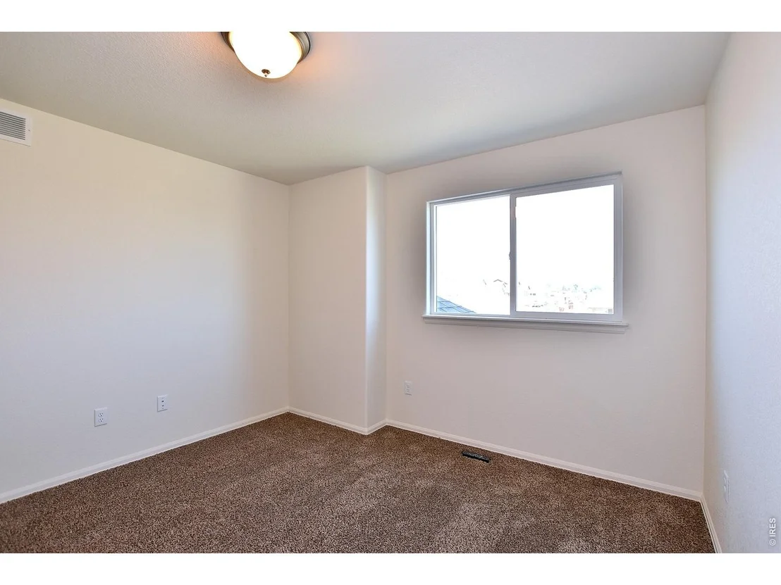 Photo of 2379 Jasmine Ln