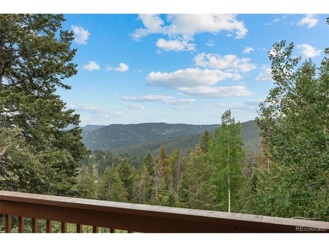 Photo of 32462 Lodgepole Dr