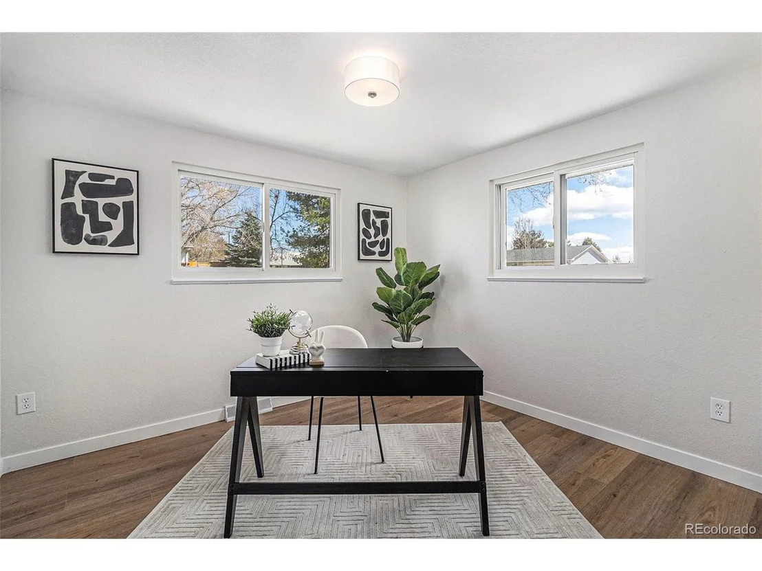 Photo of 6711 Field St
