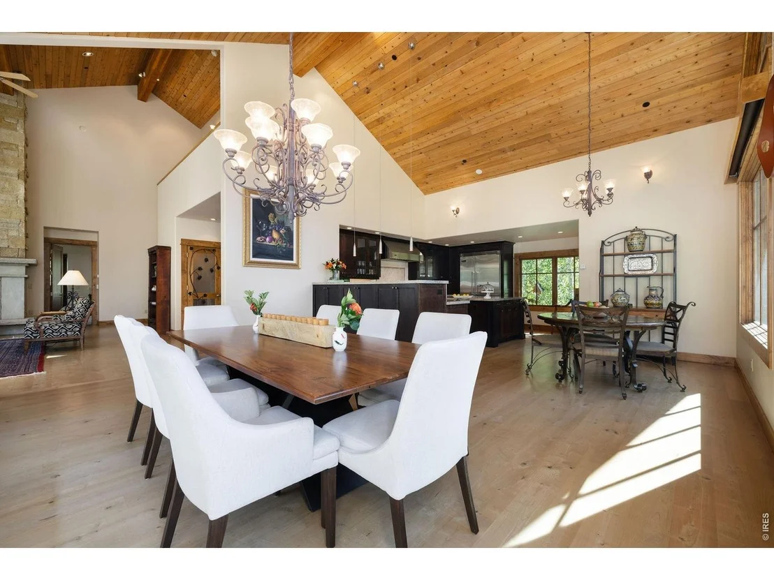 Photo of 4920 Juniper Ln