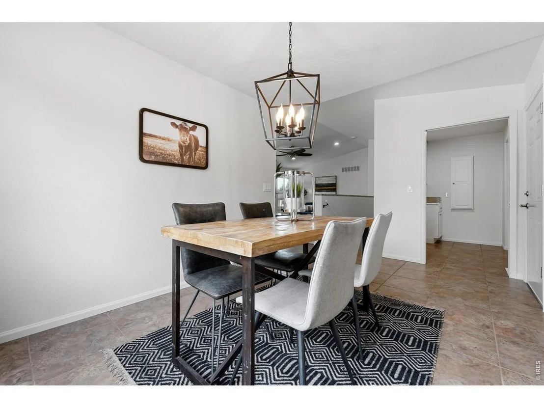 Photo of 2525 50th Ave