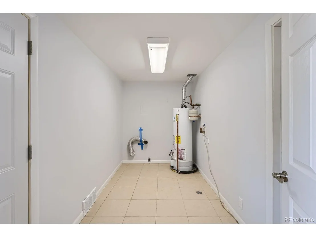Photo of 6052 Wadsworth Blvd