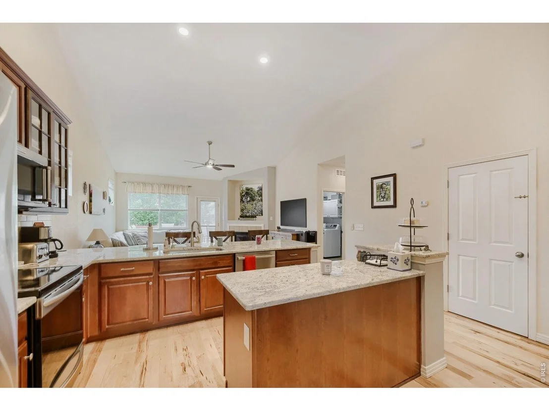 Photo of 537 Peregrine Cir