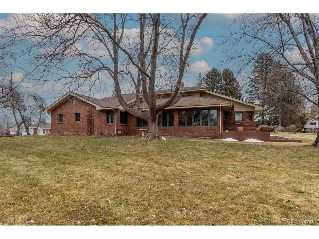Photo of 811 Panorama Cir