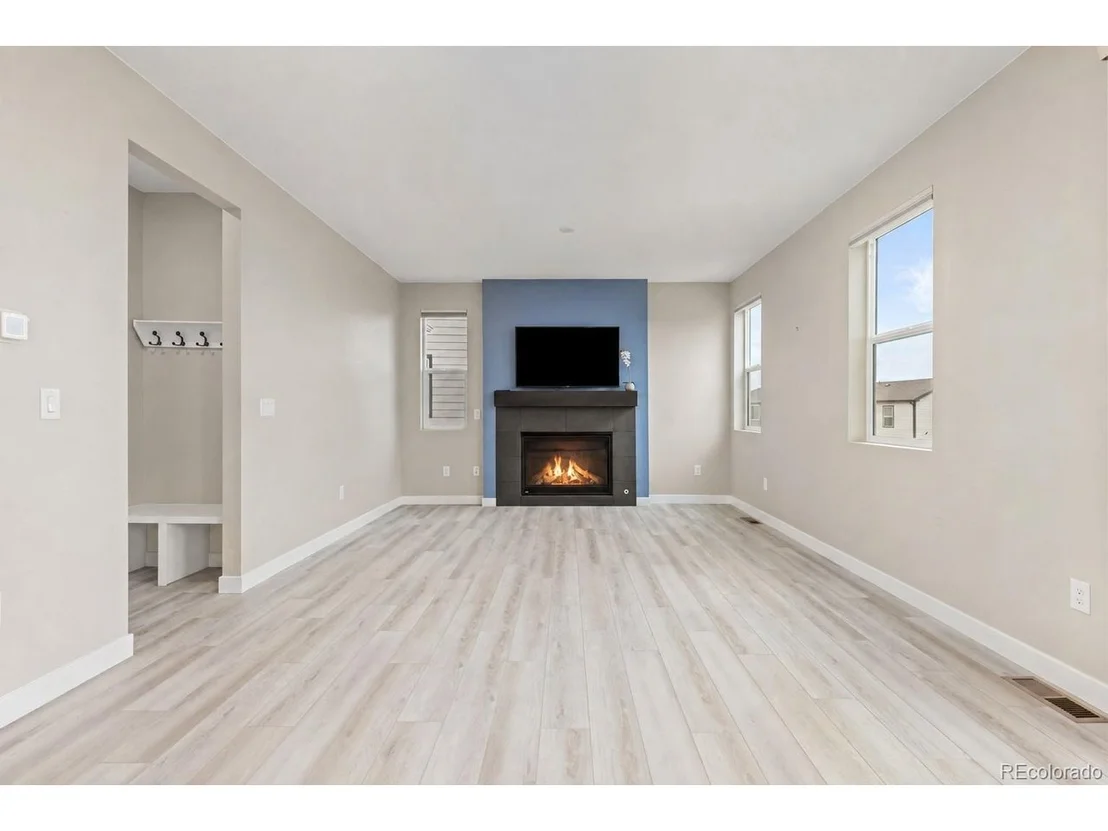 Photo of 5388 Riverbend Ave
