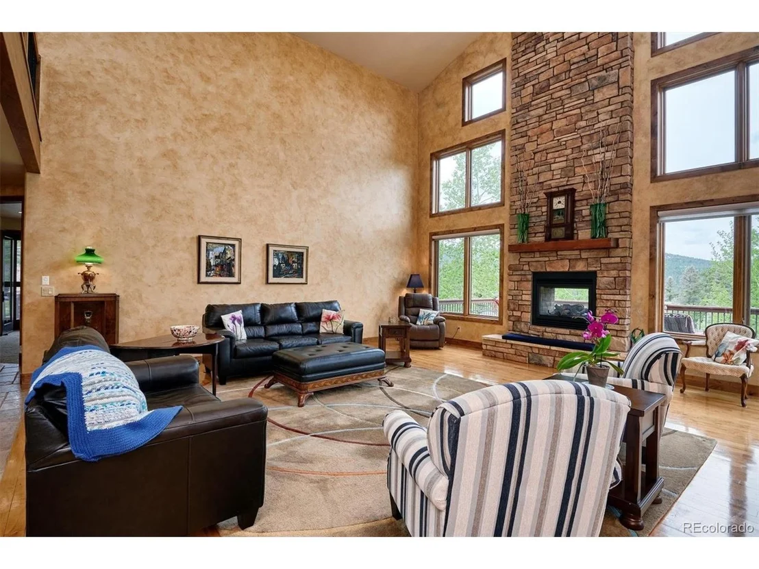 Photo of 11405 Conifer Ridge Dr