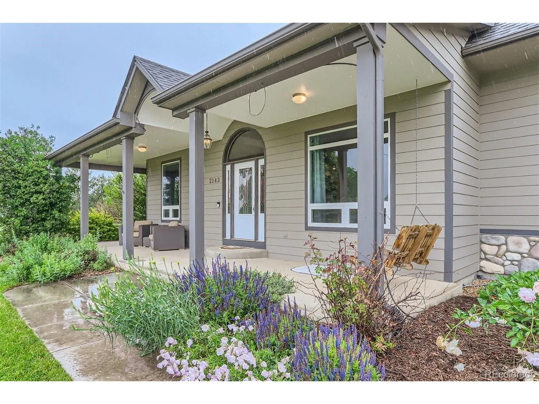 Photo of 2143 Meadow Vale Rd