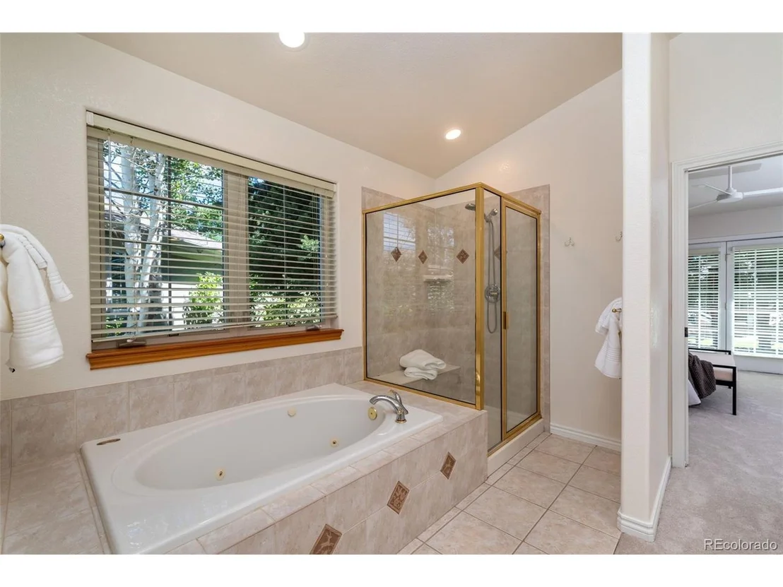 Photo of 340 Driftwood Cir