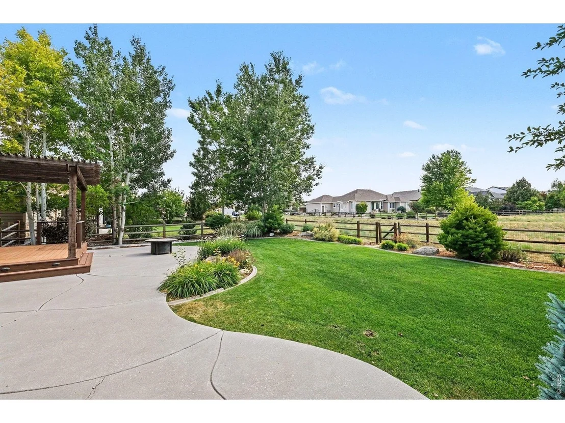 Photo of 5661 Mid Pointe Dr
