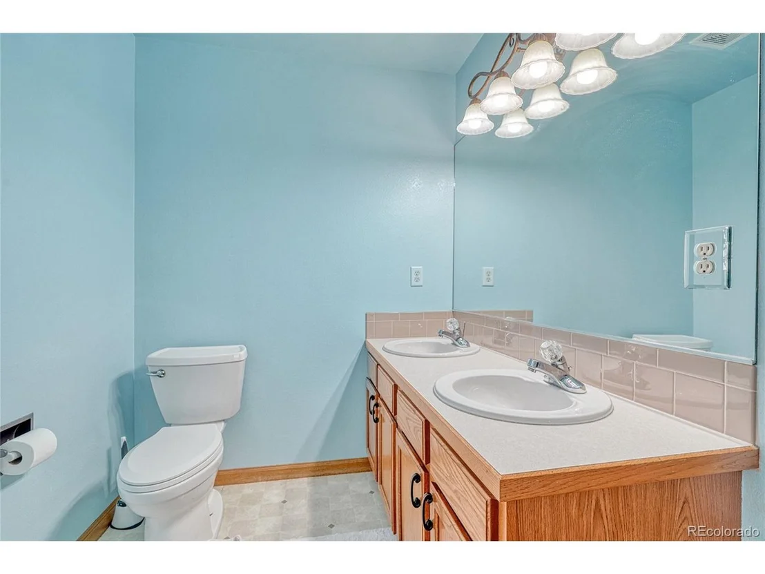 Photo of 311 52nd Ave