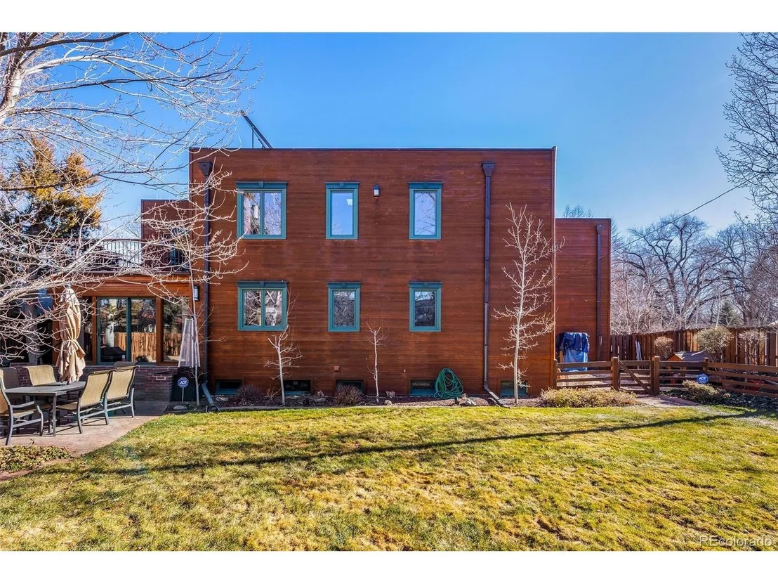 Photo of 625 Grape St