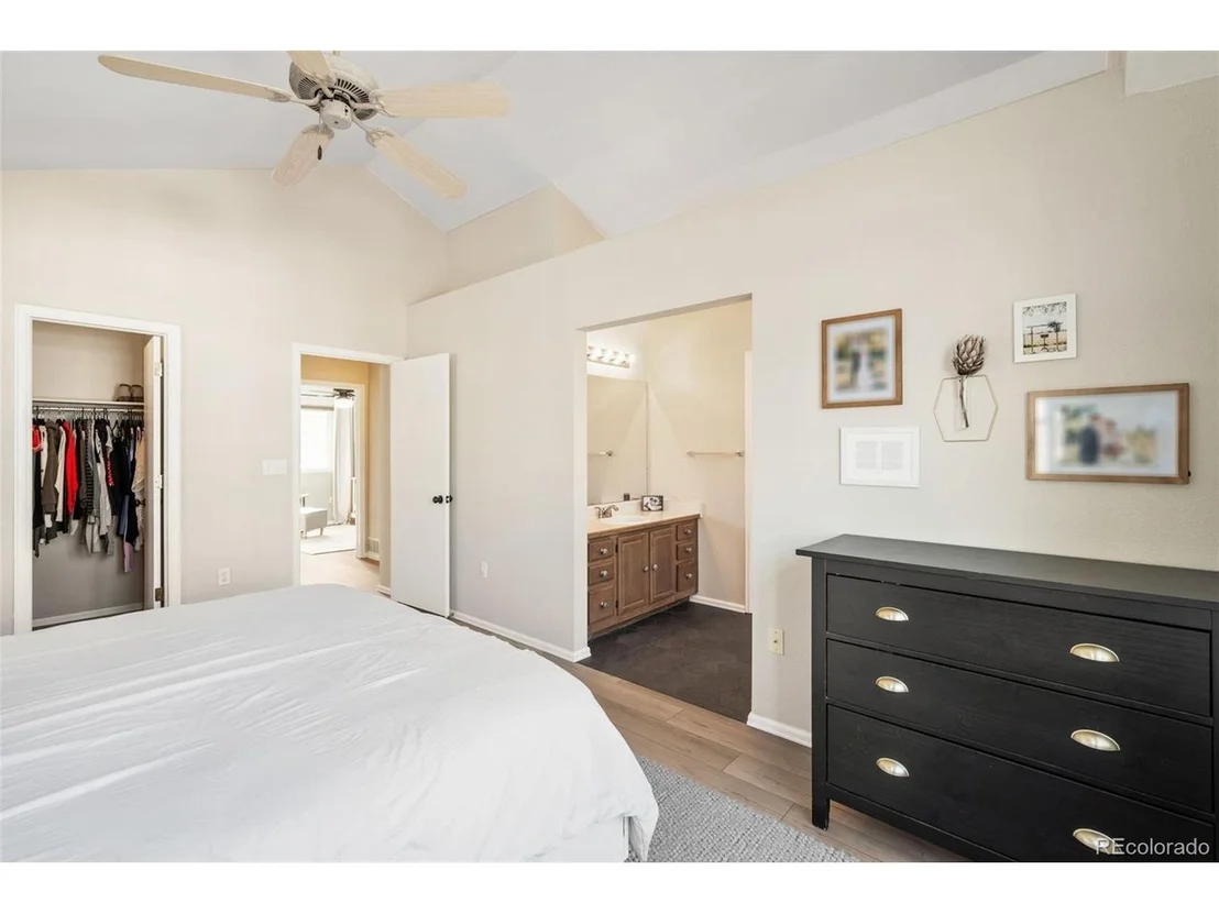 Photo of 8428 Tabor Cir