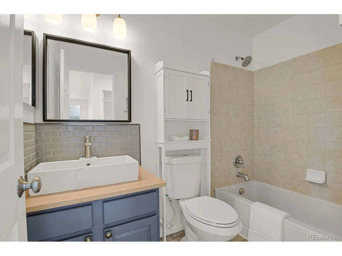Photo of 7227 Prairie Cir