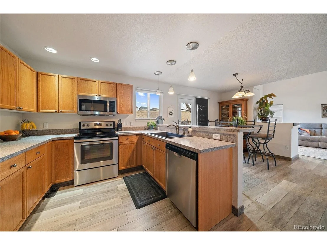 Photo of 700 Mango Dr