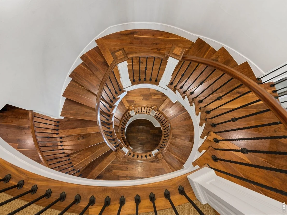 Photo of 15478 Mountain View Cir