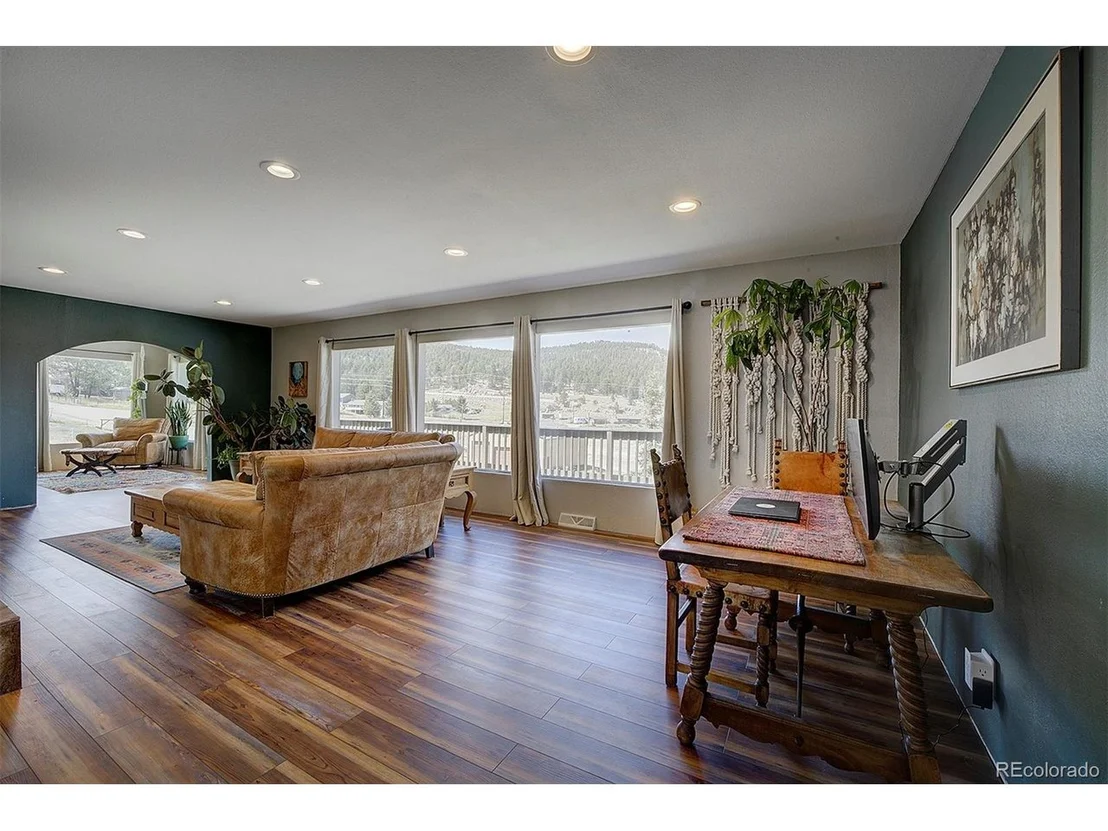 Photo of 28574 Columbine Dr