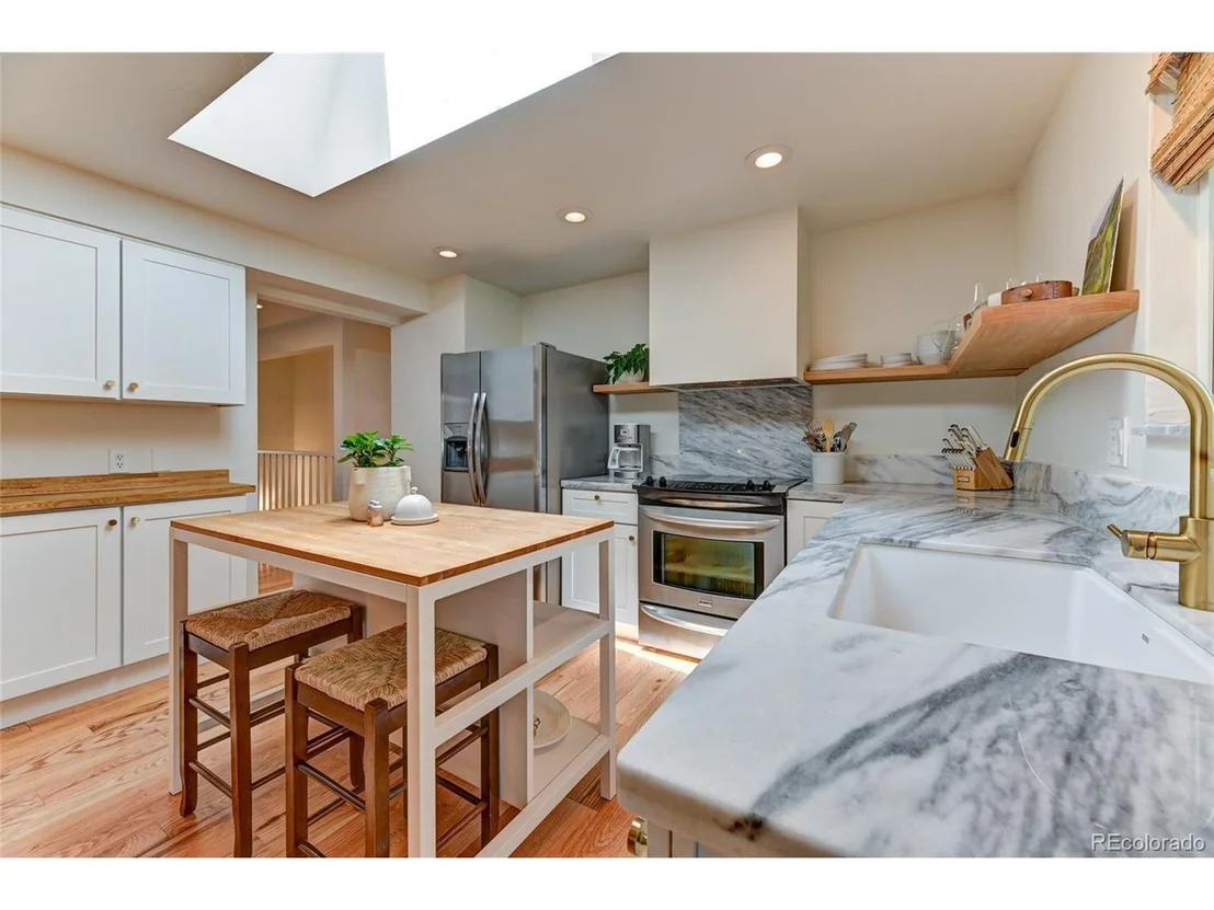 Photo of 456 Eldridge Ct