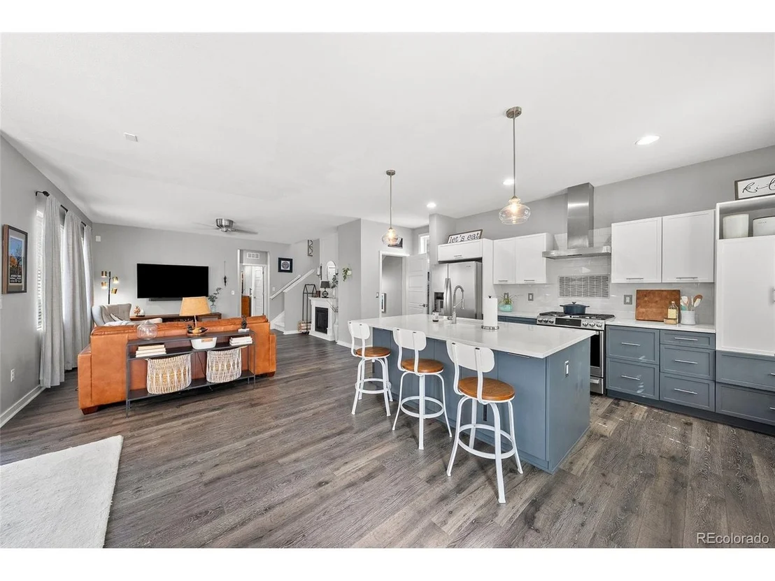 Photo of 3335 Cranston Cir