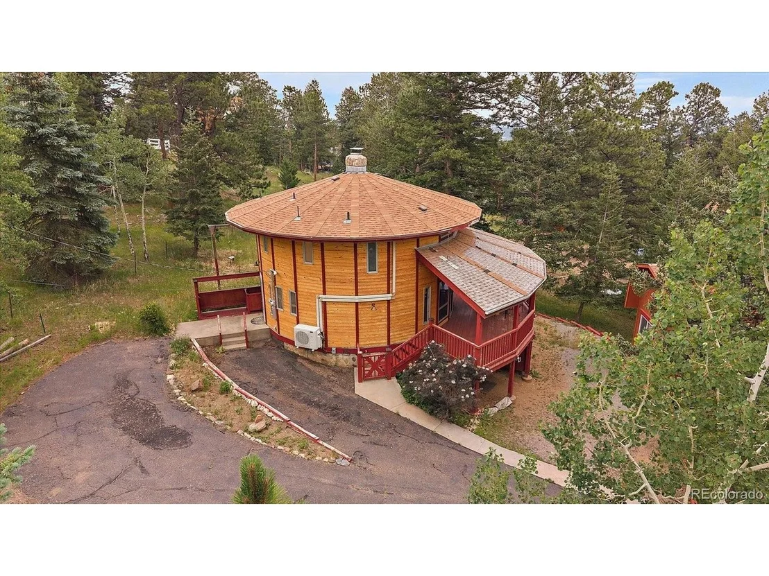 Photo of 475 Circle Dr