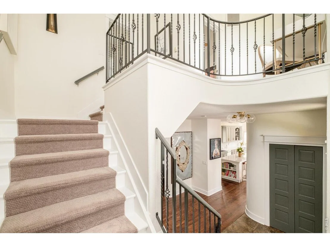 Photo of 780 College Ave