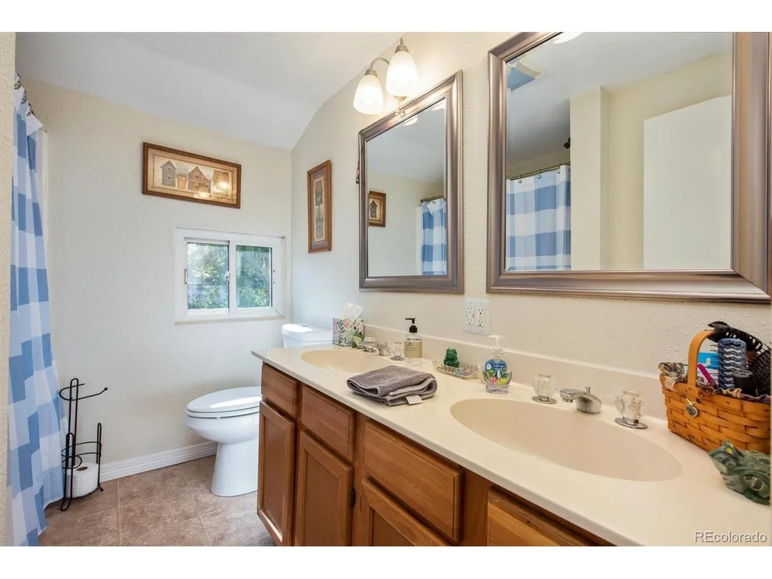 Photo of 1408 Pleasant Acres Dr