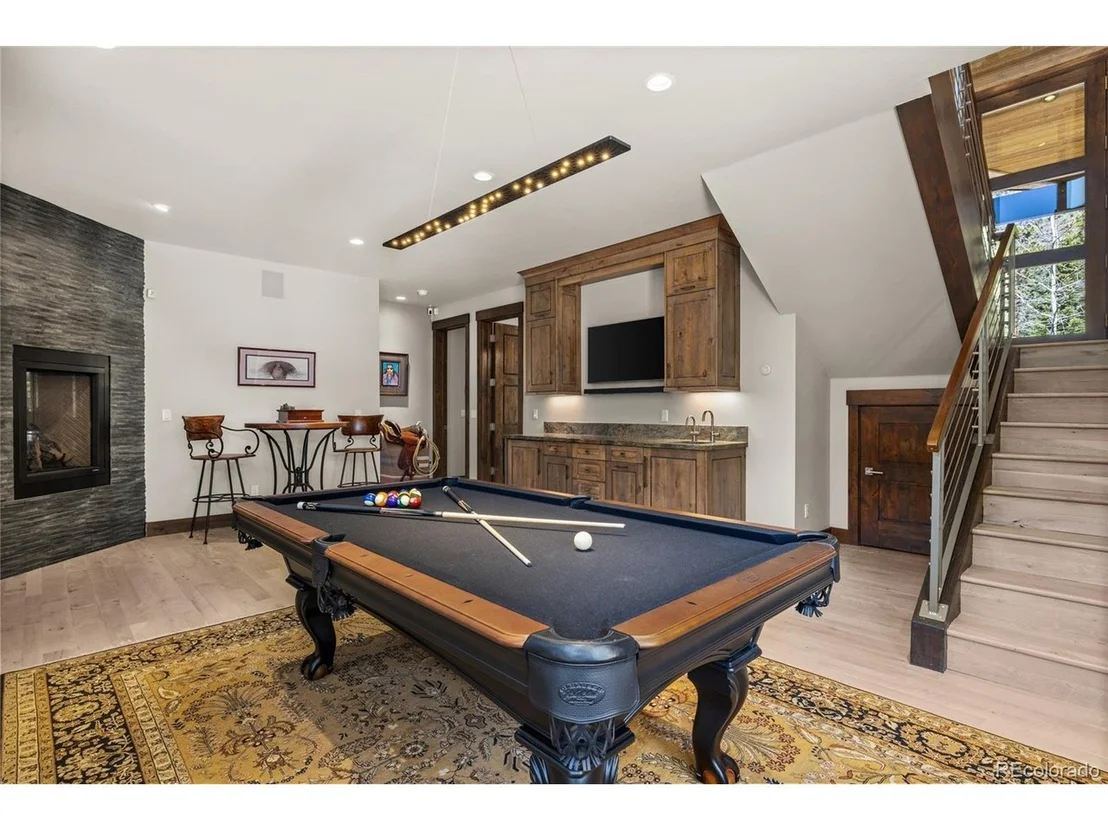 Photo of 70 Tieze Ln