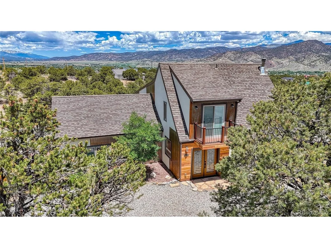 Photo of 6375 Terrace Ln