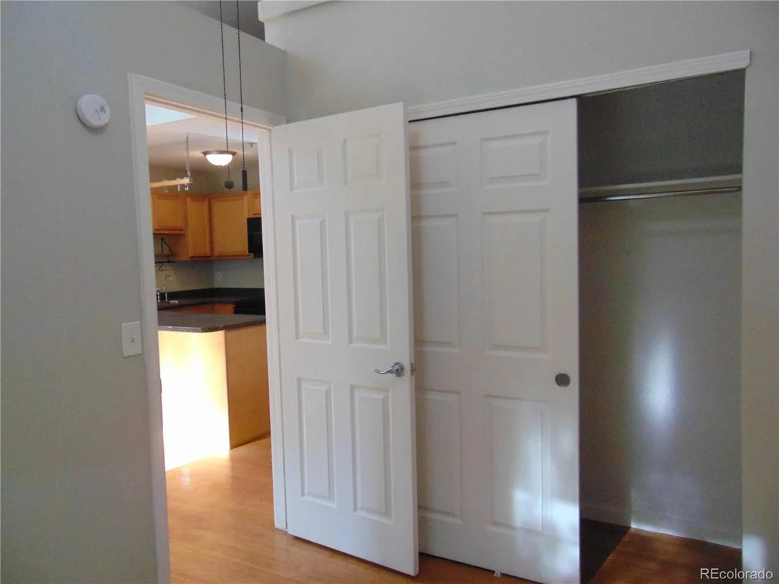 Photo of Unit 302 at 1405 Broadway St