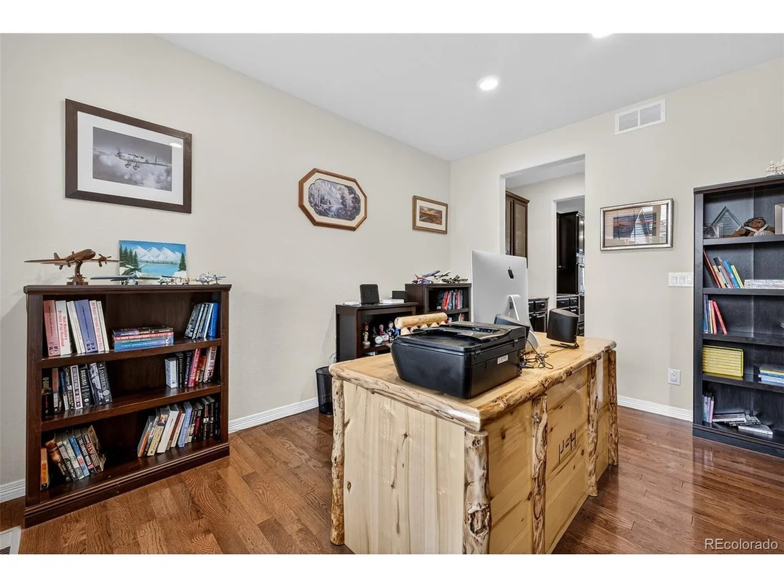Photo of 2656 Leafdale Cir