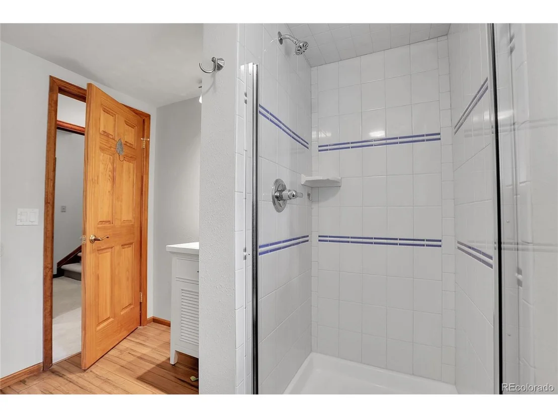Photo of 6684 Olympus Dr