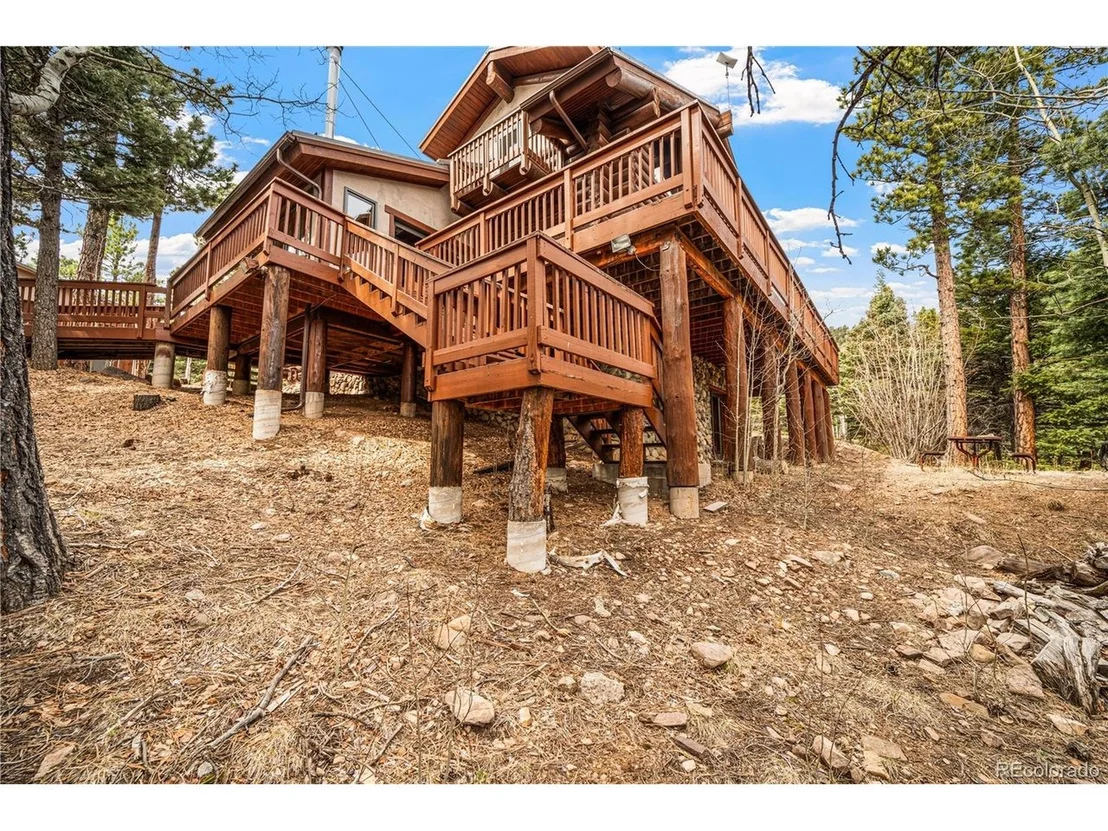 Photo of 1614 Chalice Dr
