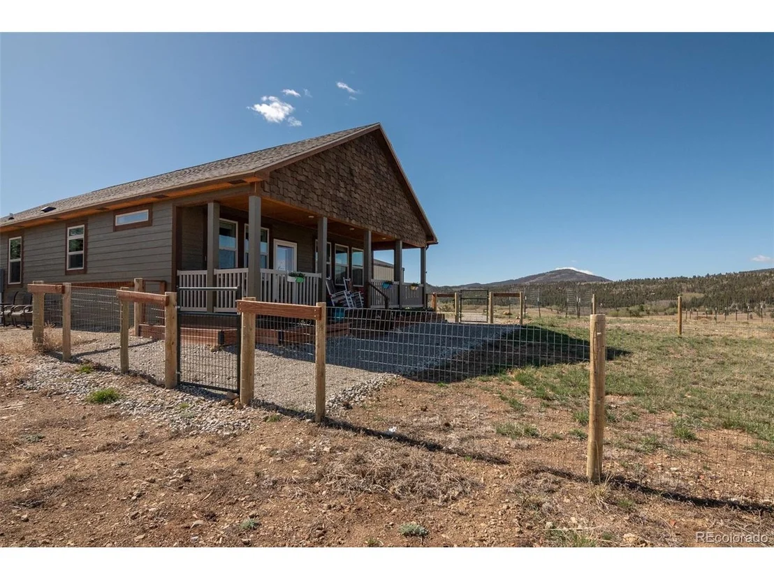 Photo of 526 Wagon Wheel Rd