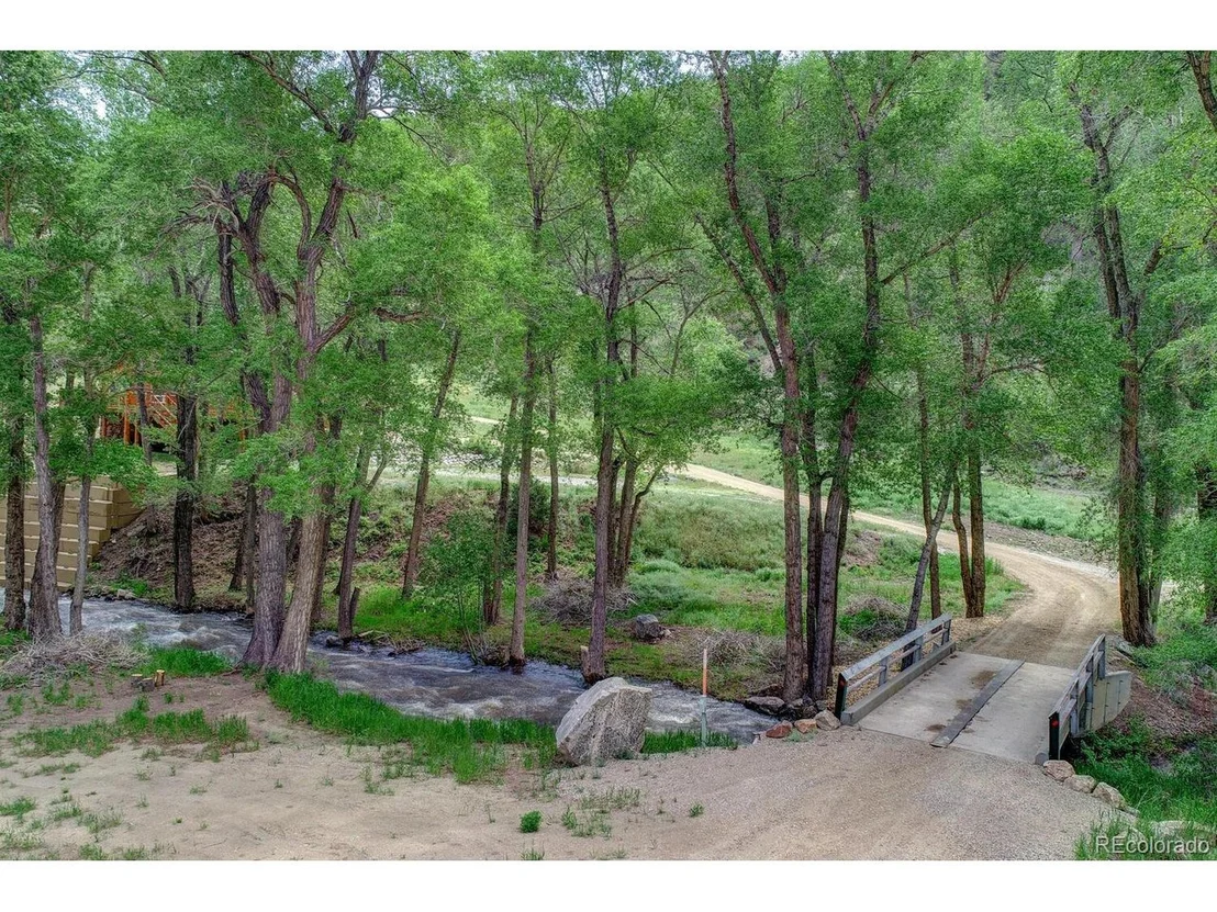 Photo of 3310 Highway 285