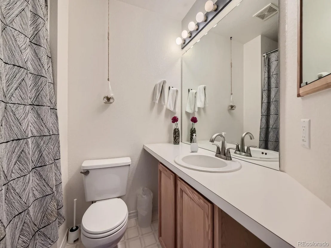 Photo of 1008 Chokecherry Ln