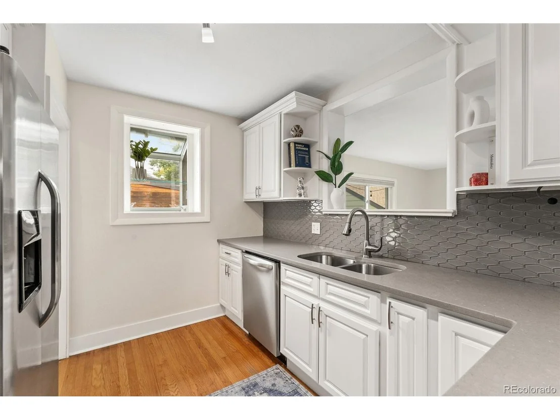 Photo of 1263 Elm St