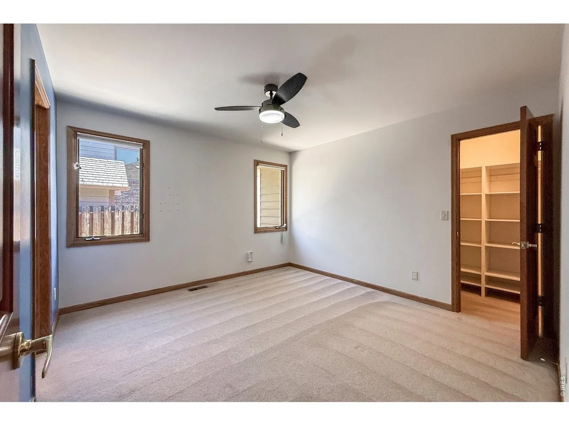 Photo of 2010 Emerald Dr