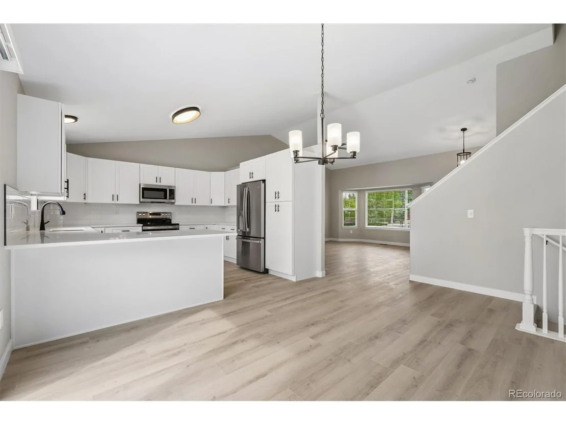 Photo of 422 Boulder Ln