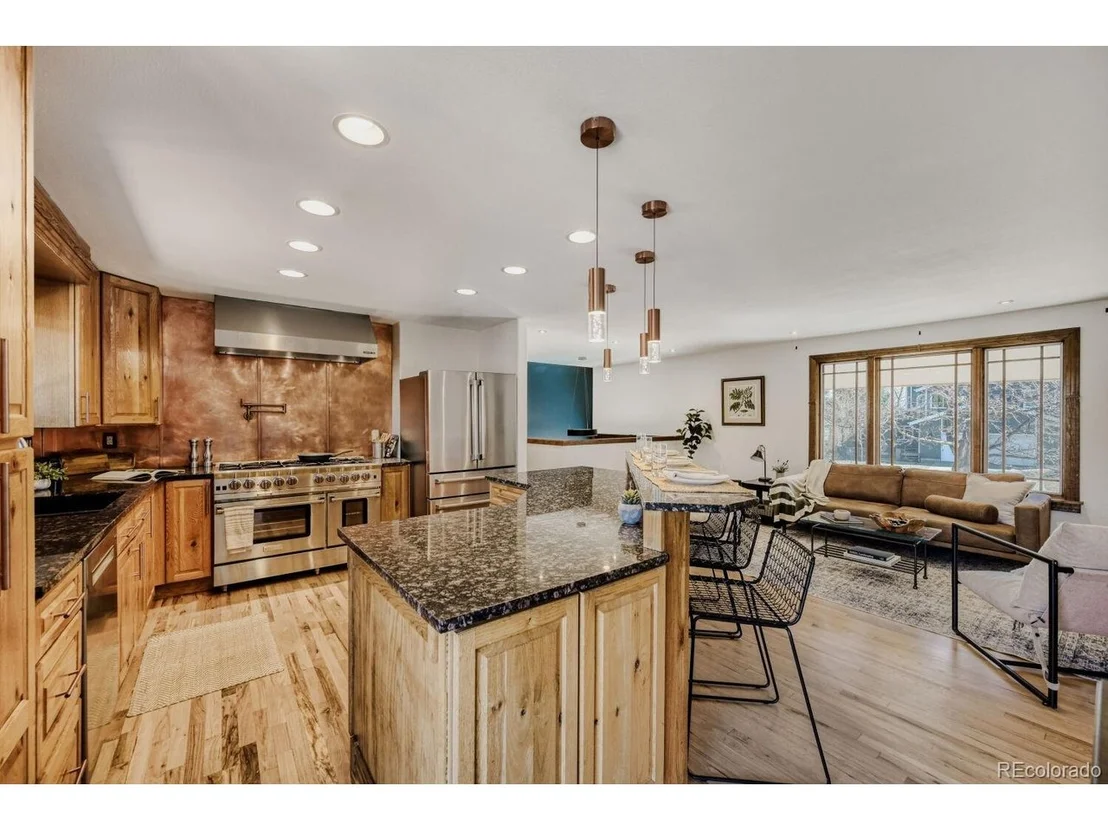 Photo of 15 Pawnee Dr