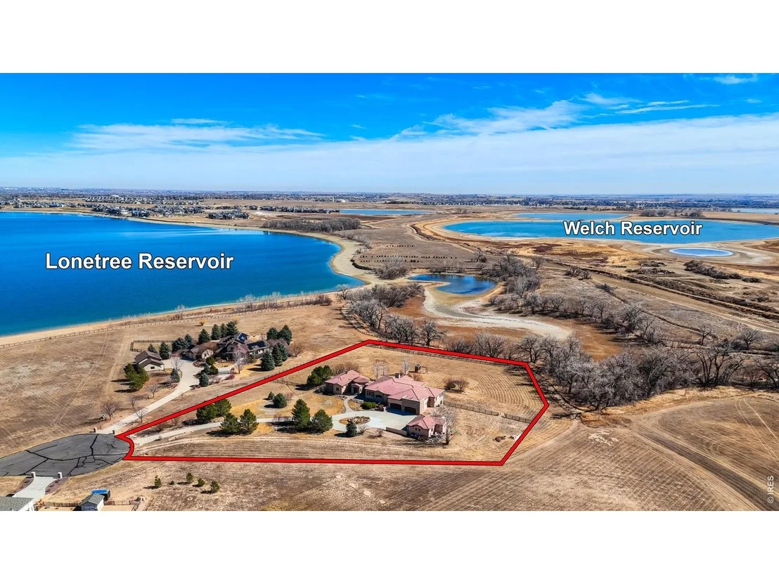 Photo of 2102 Shoreside Dr