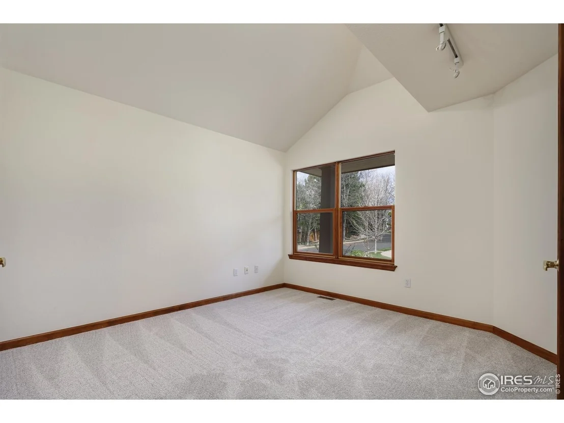 Photo of 4866 Franklin Dr