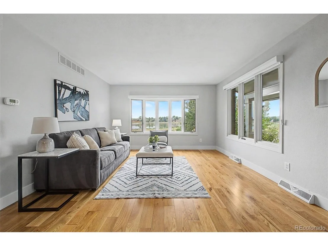 Photo of 8210 Jay Cir