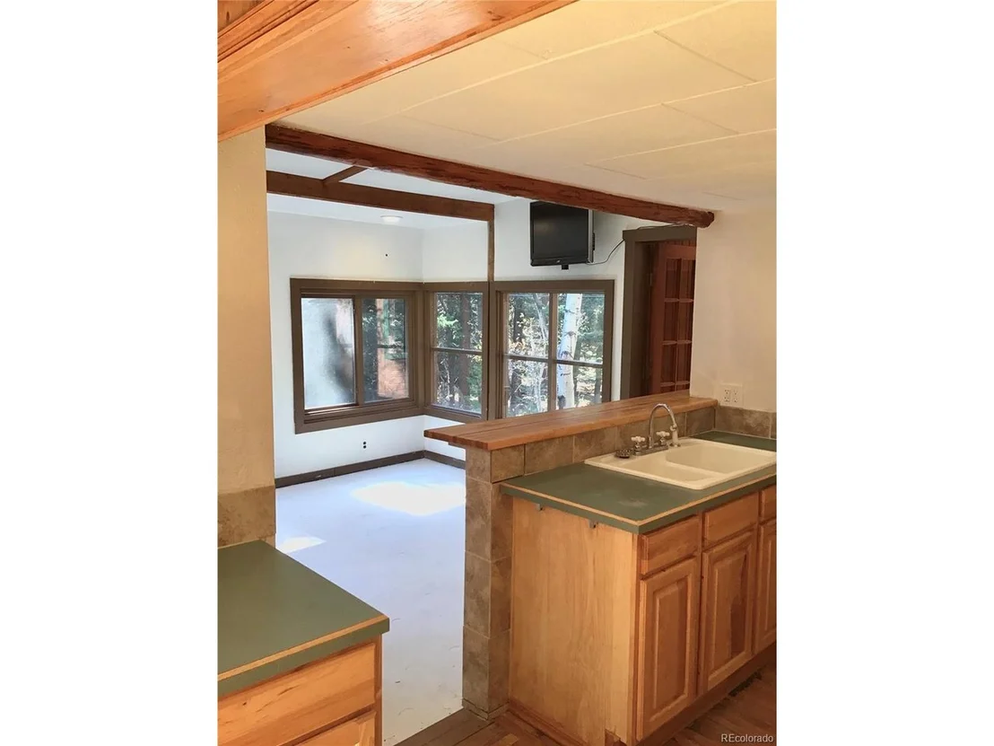 Photo of 68 Morrison Ln
